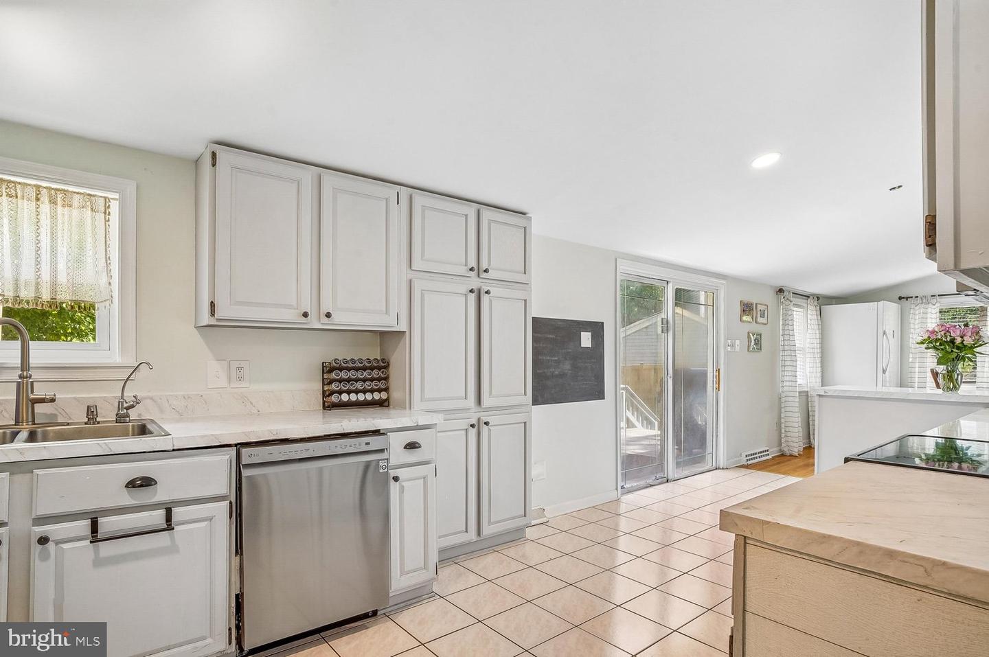 1217 Pine Ave Property Photo 14