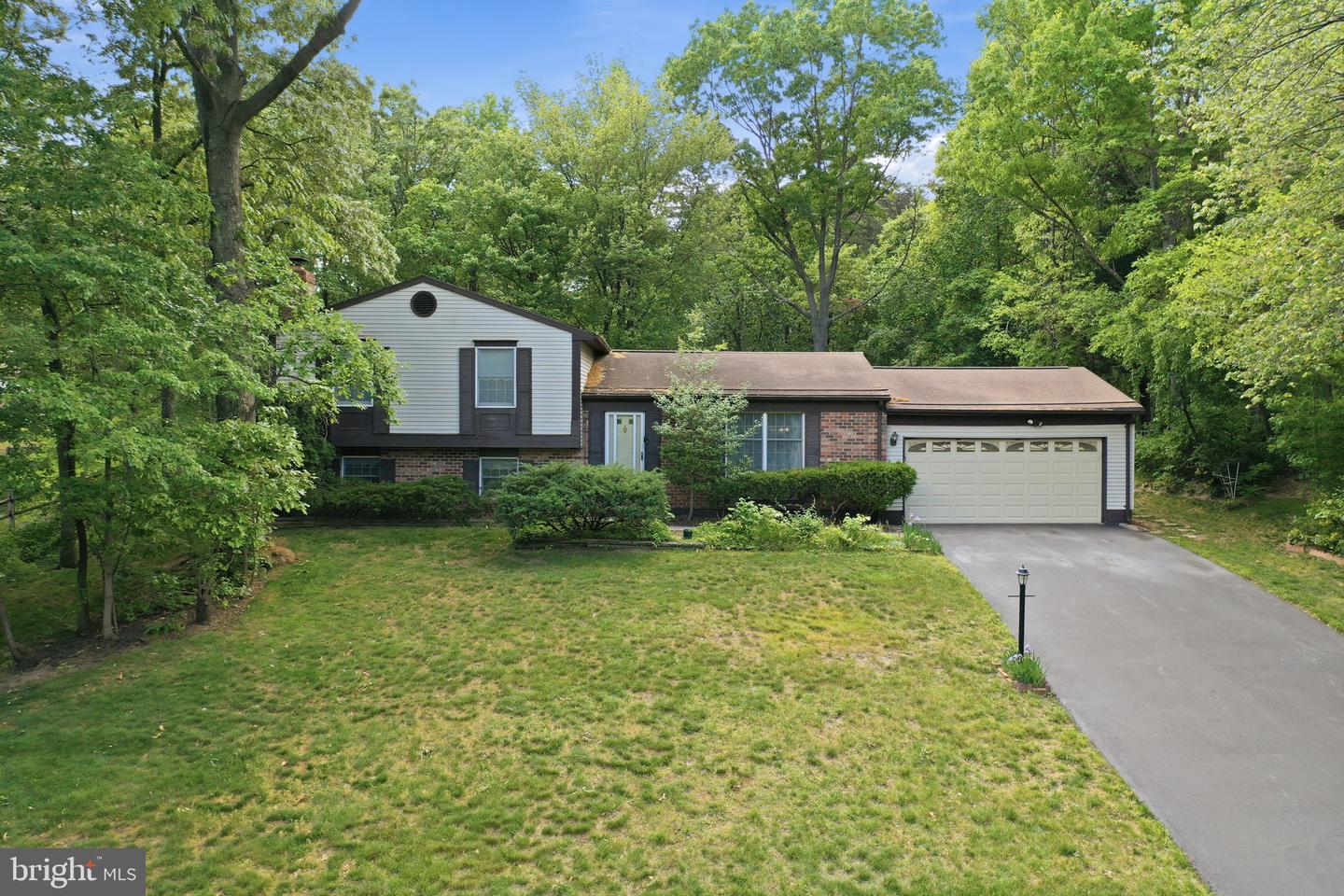 7792 Kawshek Path Property Photo 31