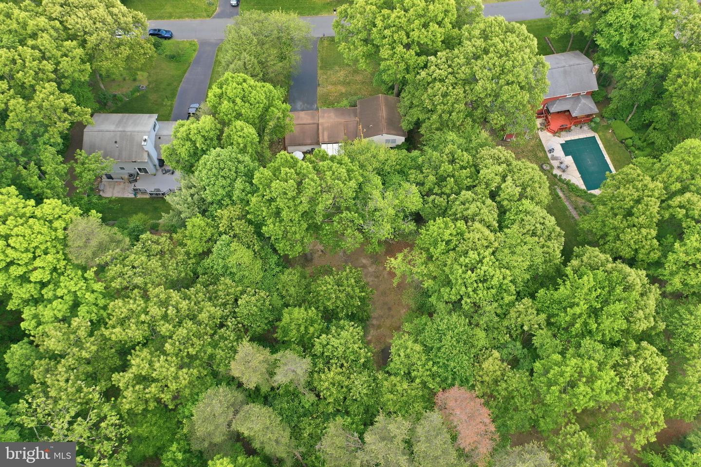 7792 Kawshek Path Property Photo 36