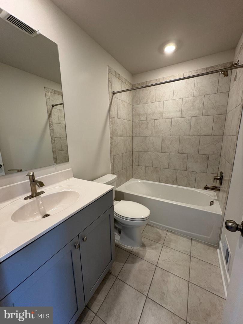 7728 Red Moon Way Property Photo 14