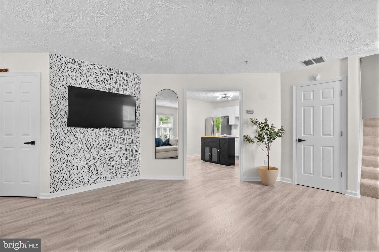 10-a Ironstone Ct Property Photo 6