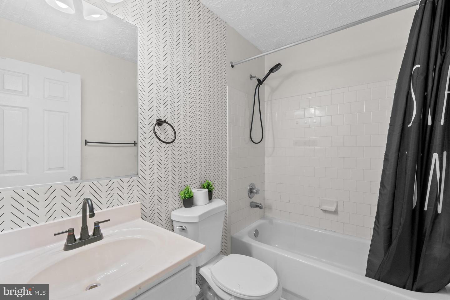 10-a Ironstone Ct Property Photo 18