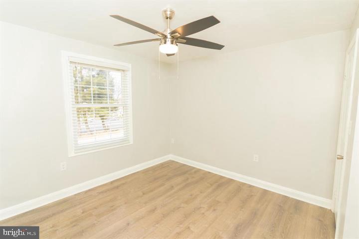 907 Reece Rd Property Photo 11
