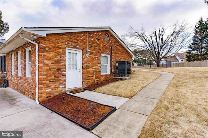 907 Reece Rd Property Photo 18