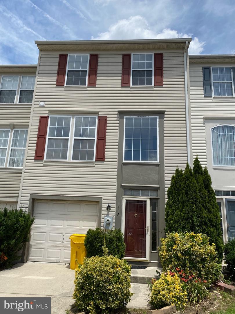 1726 SEA PINE CIR #133 Property Photo 1