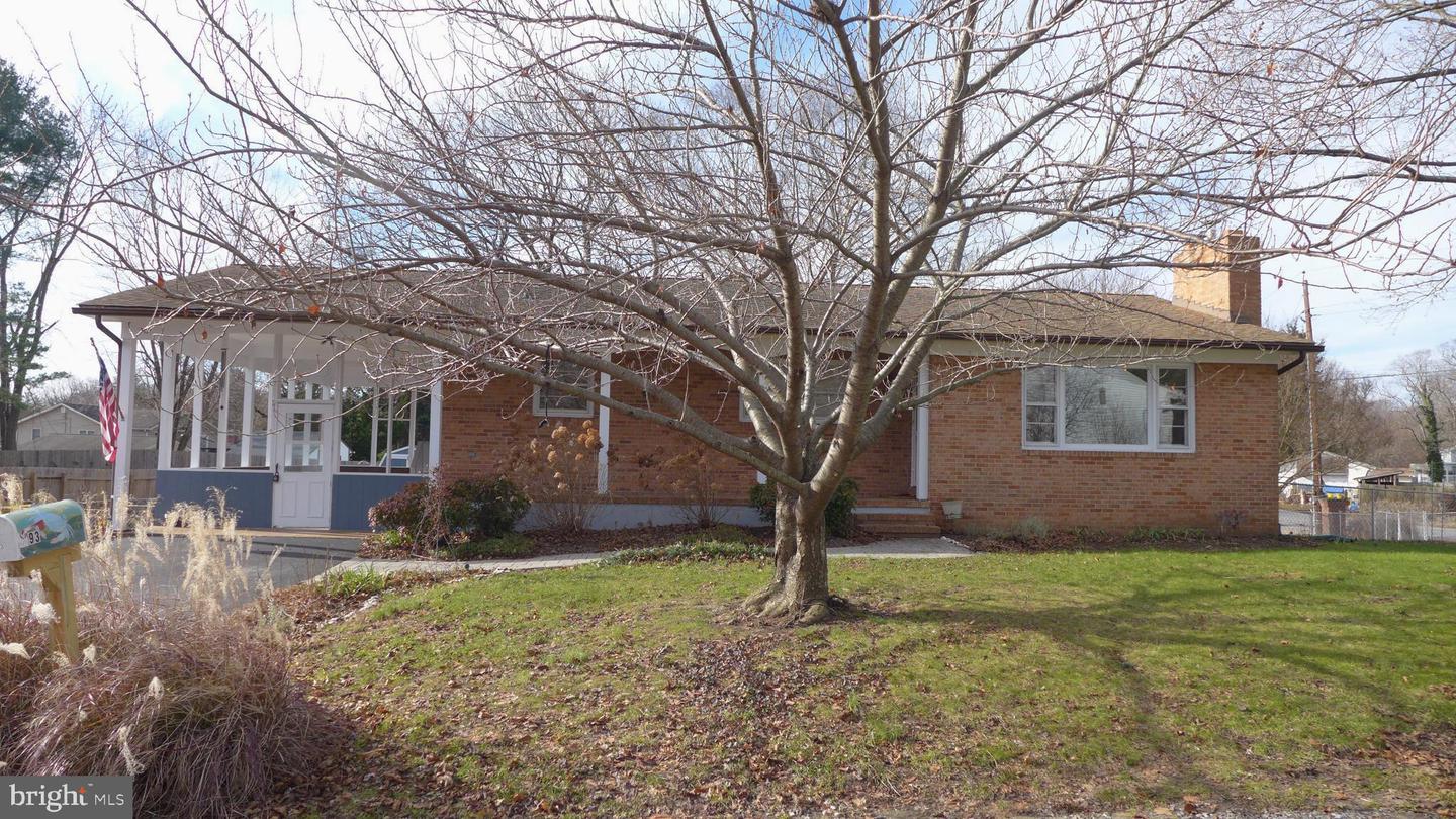 93 GREAT LAKE DR Property Photo 1