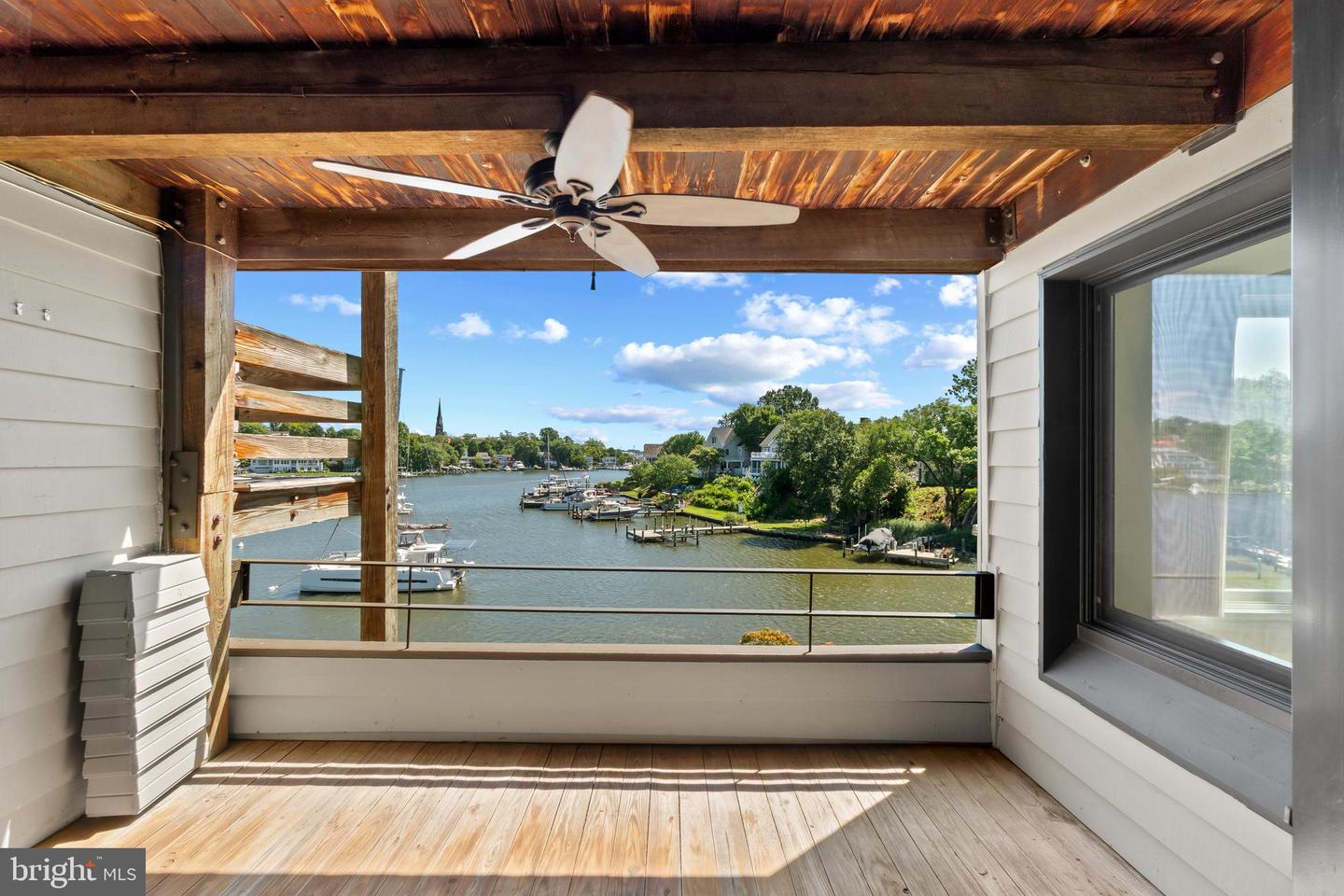 15 President Point Dr #b2 Property Photo 5