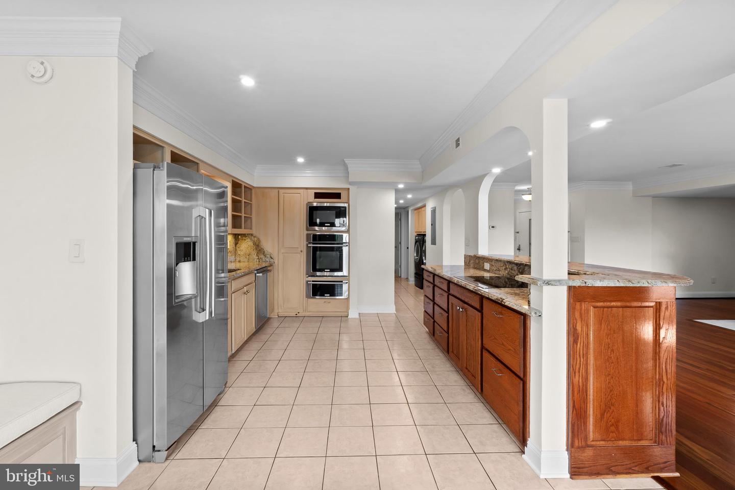 15 President Point Dr #b2 Property Photo 16