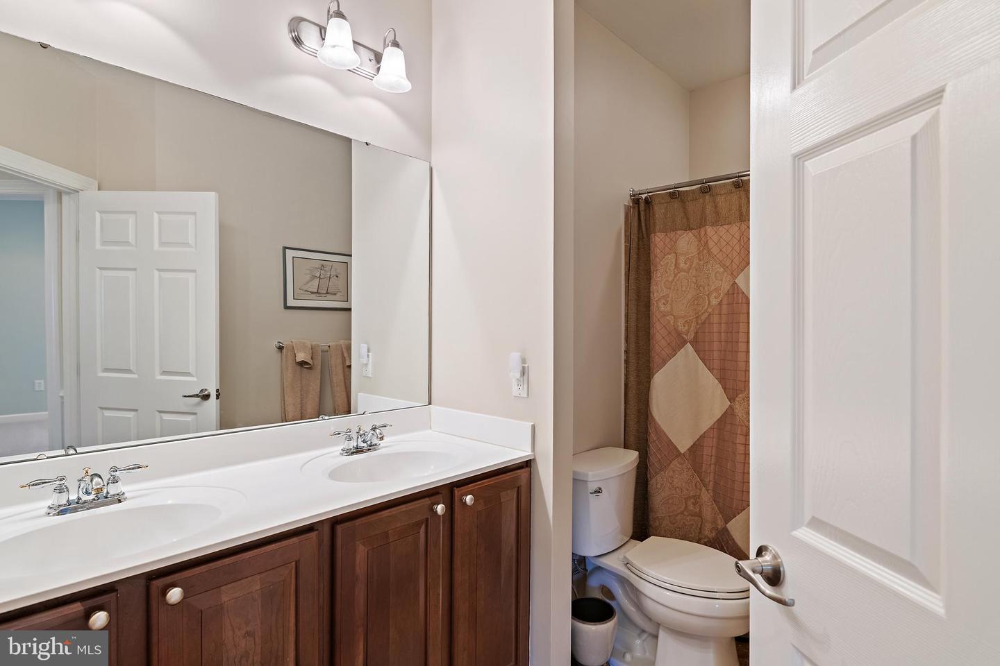 216 Bowen Ct Property Photo 35