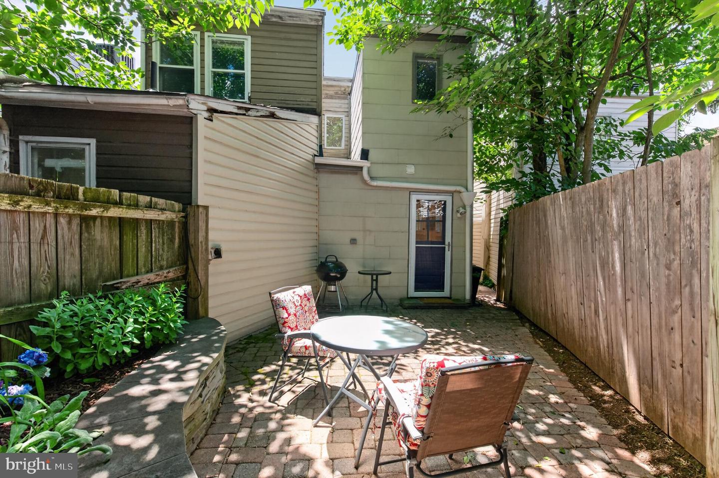 34 Pinkney St Property Photo 37