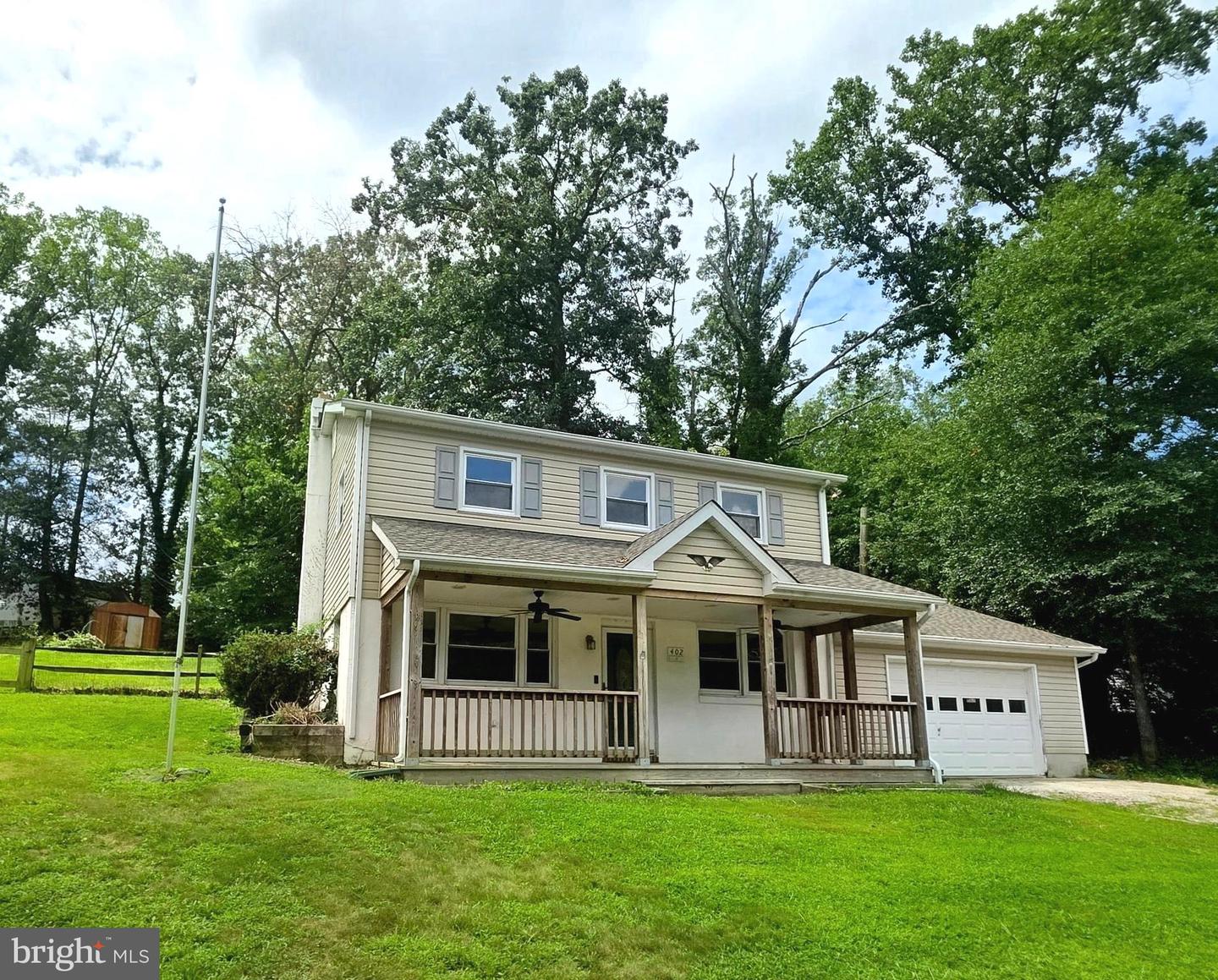 402 Tydings Ct Property Photo 2
