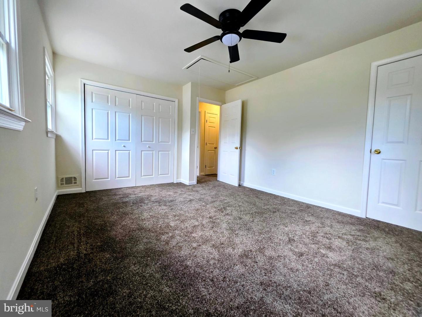 402 Tydings Ct Property Photo 24