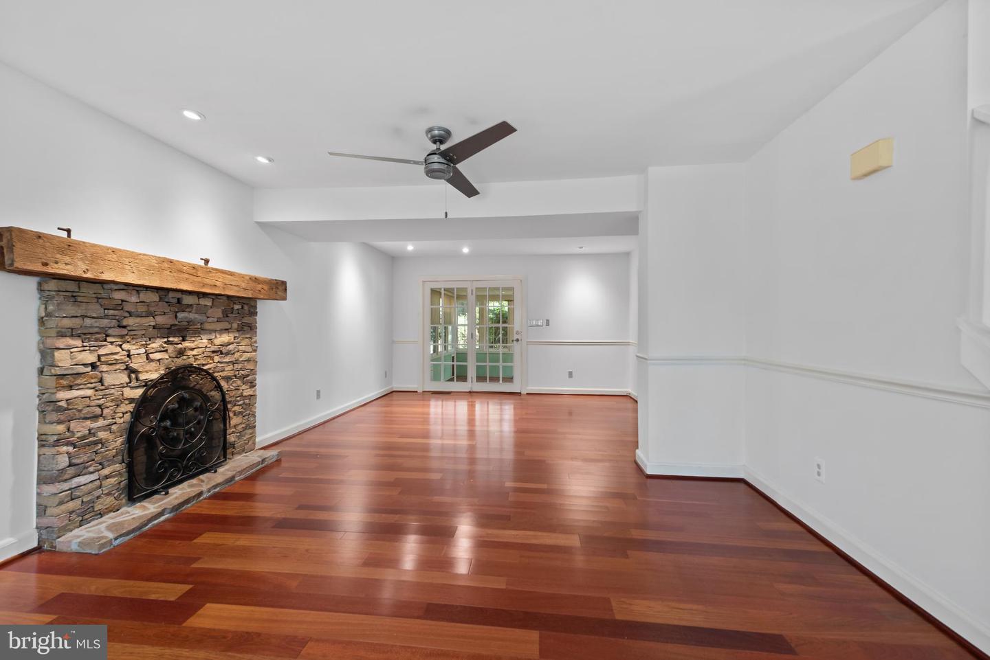 1023 Tudor Dr Property Photo 12