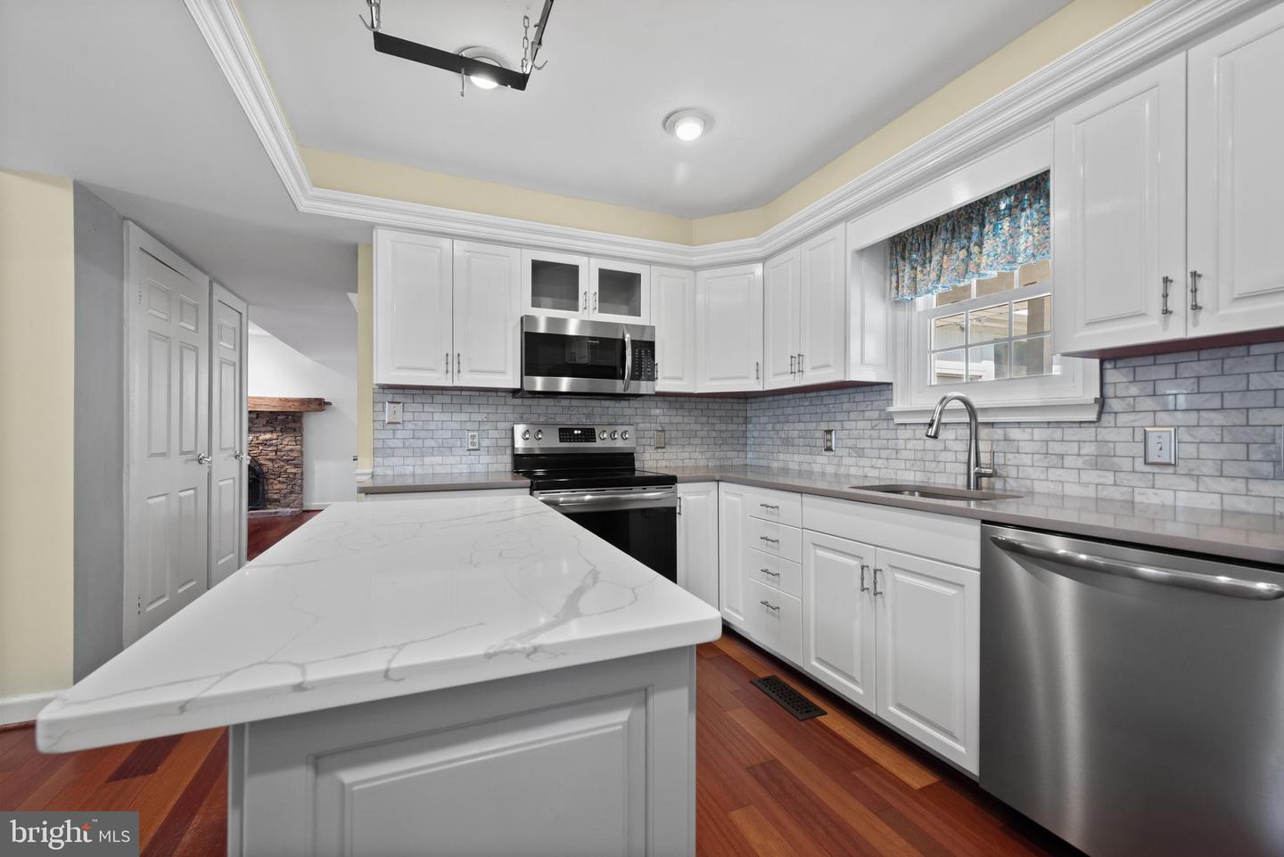 1023 Tudor Dr Property Photo 16