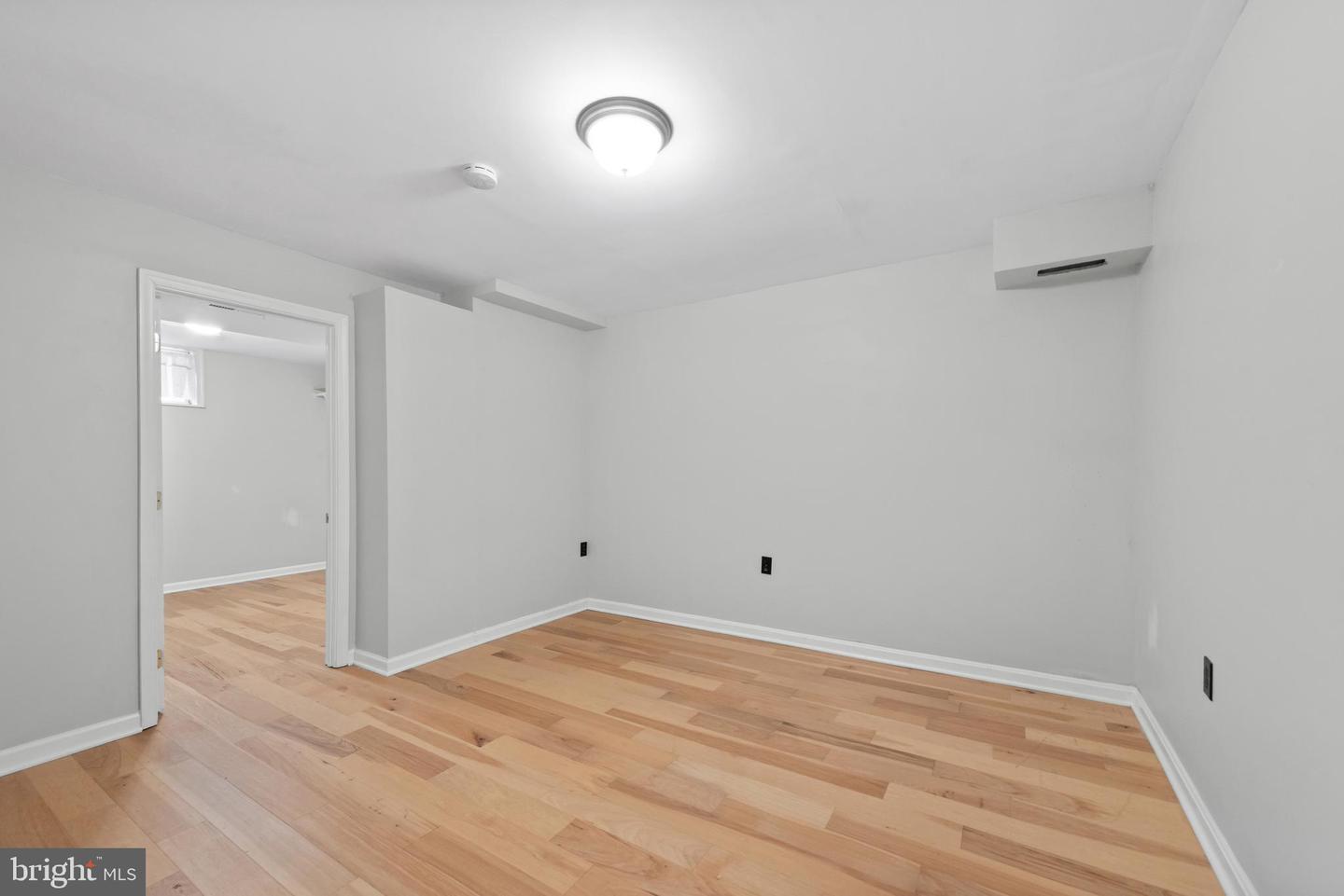 1023 Tudor Dr Property Photo 33