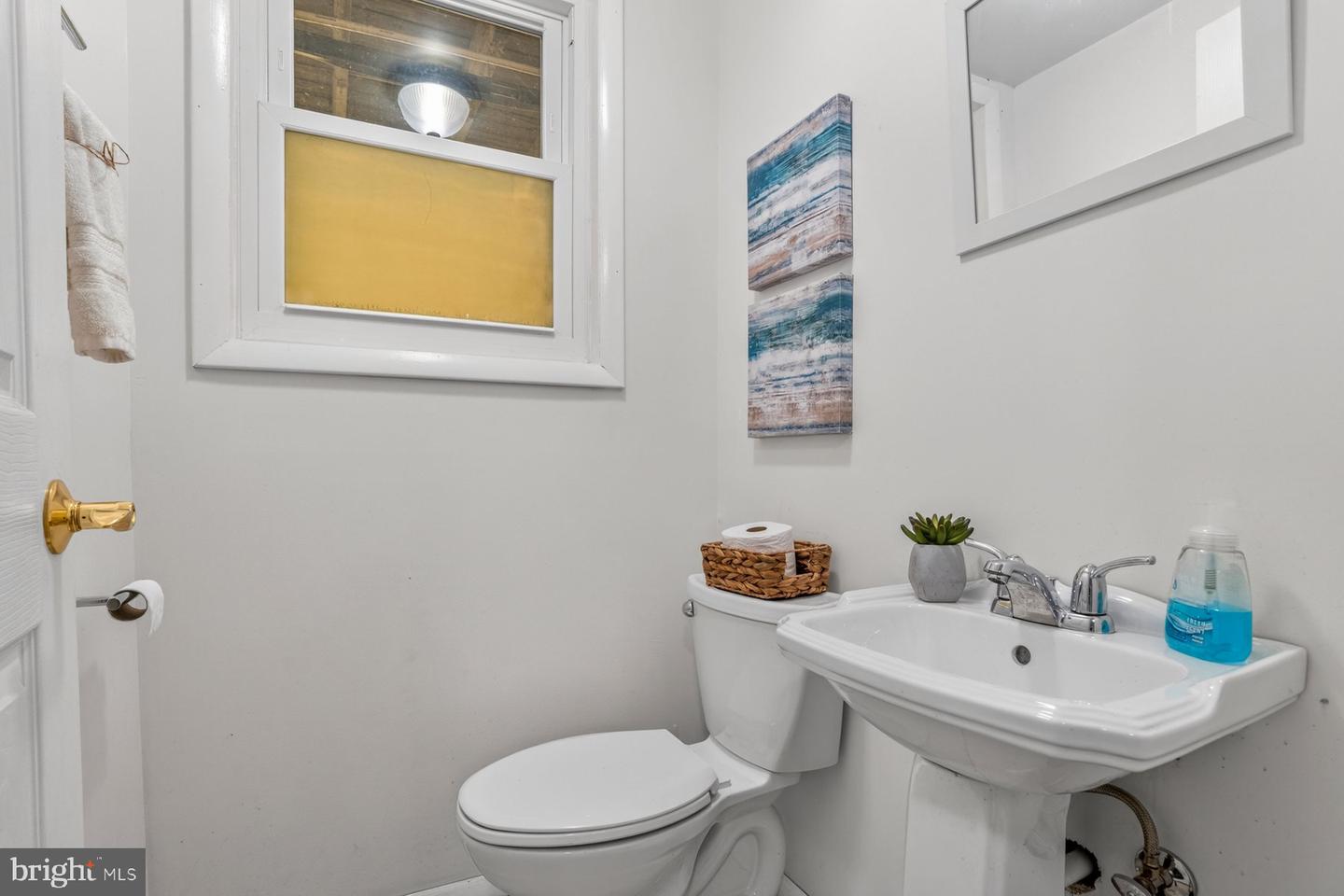 1518 Ridgely Dr Property Photo 42