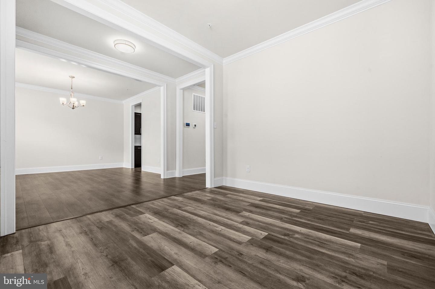 2811 Broad Wing Dr Property Photo 8