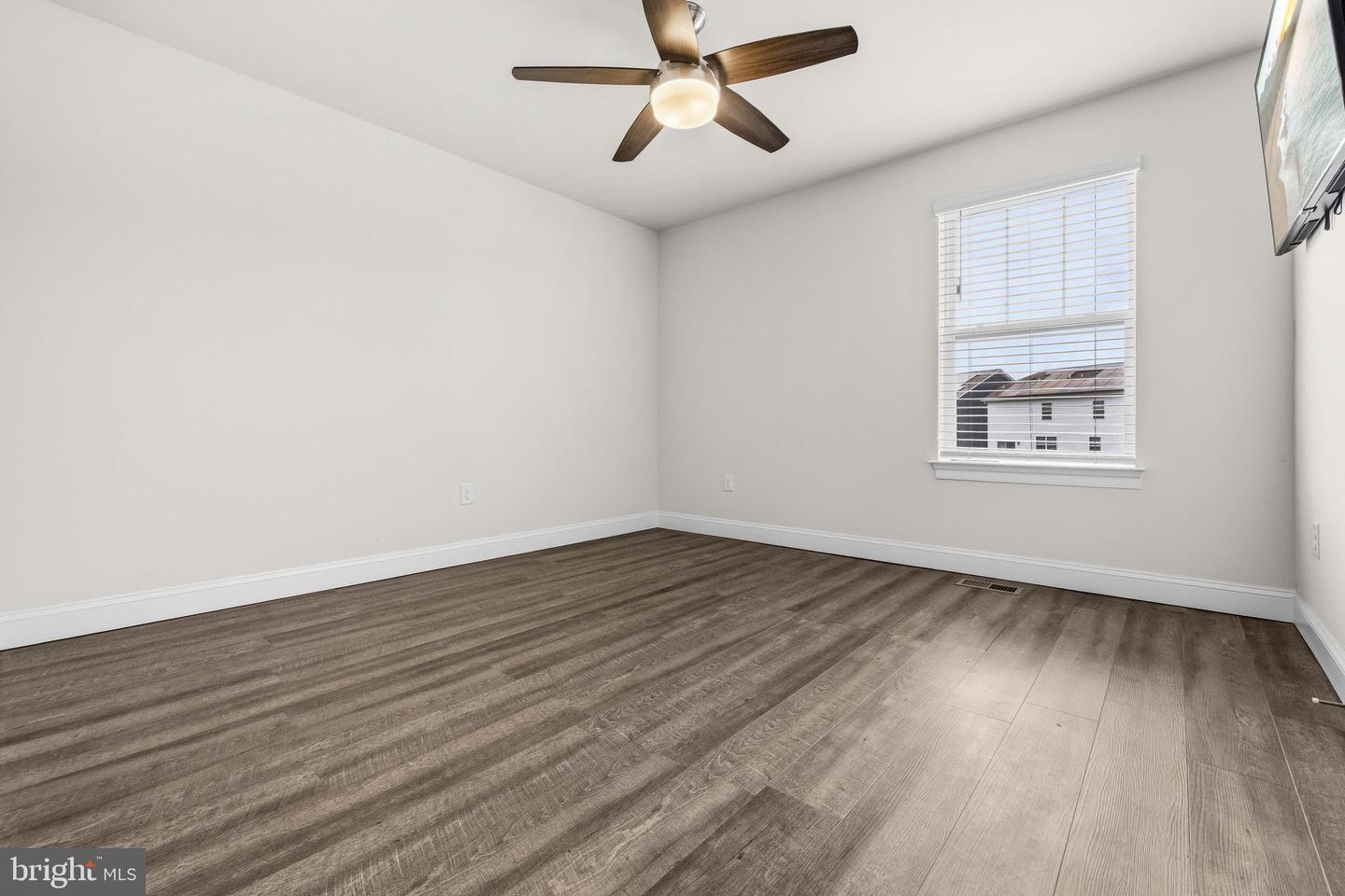 2811 Broad Wing Dr Property Photo 30