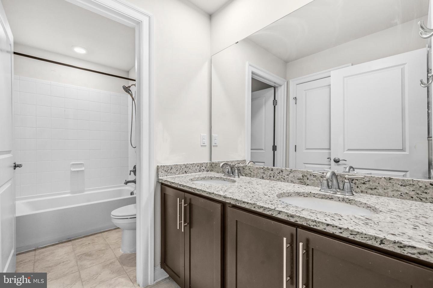2811 Broad Wing Dr Property Photo 33