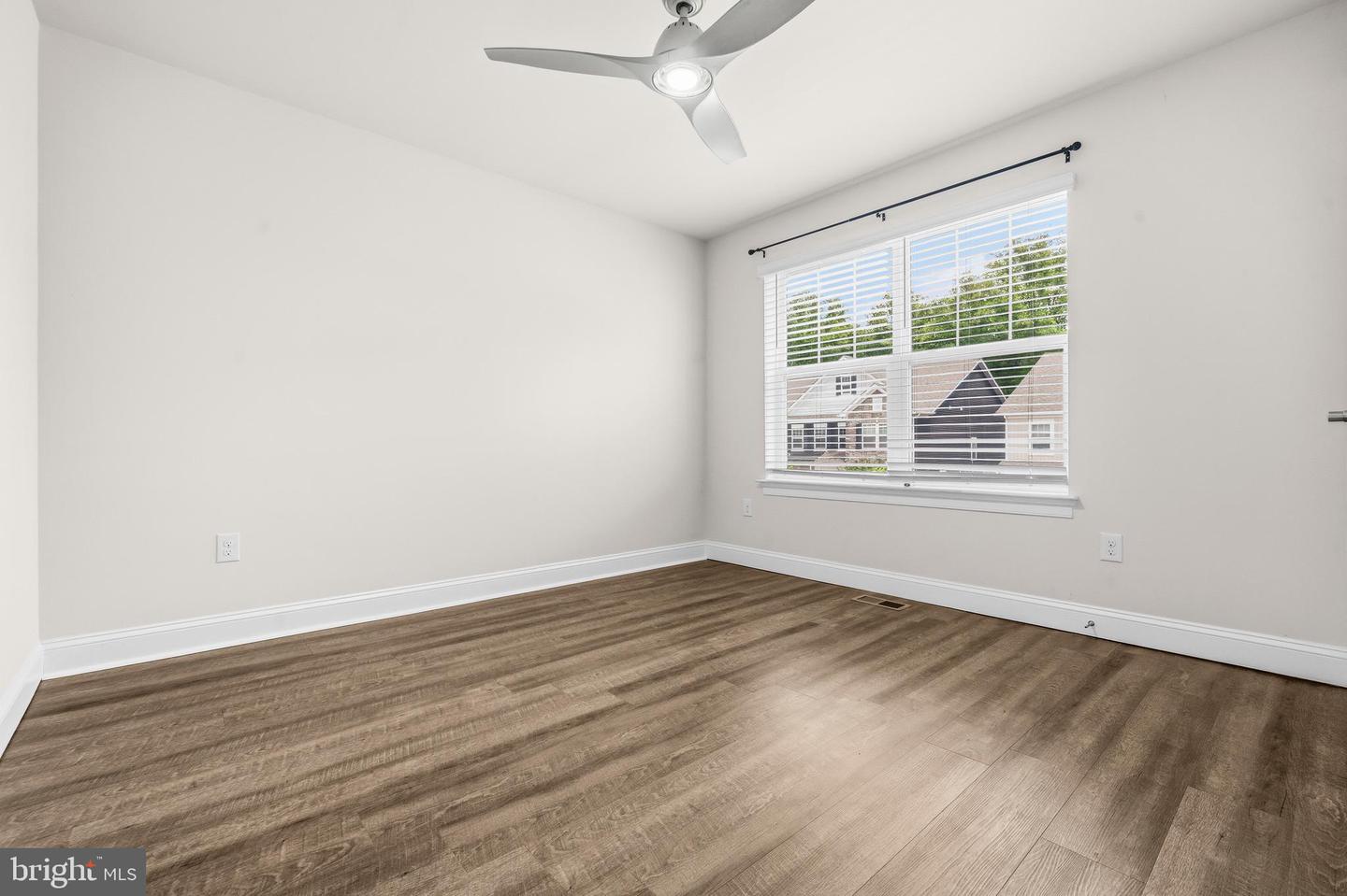 2811 Broad Wing Dr Property Photo 37
