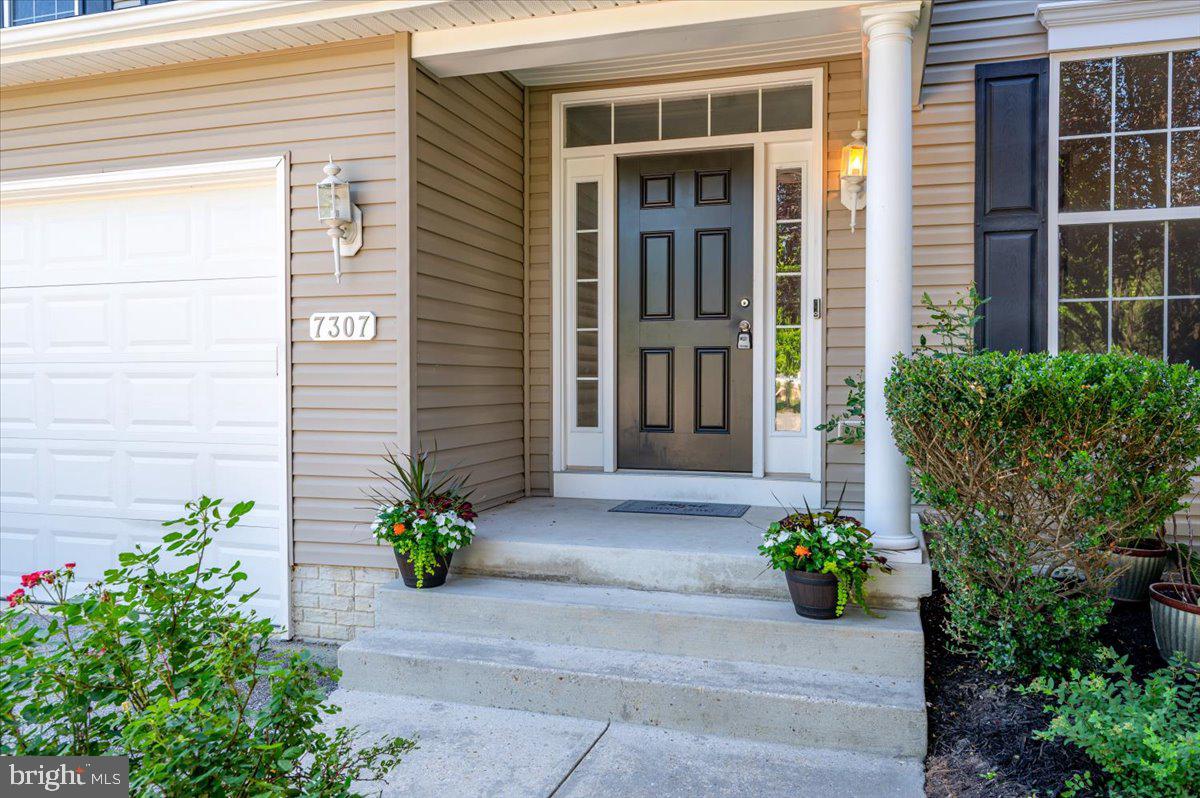 7307 Gardenia Ln Property Photo 1