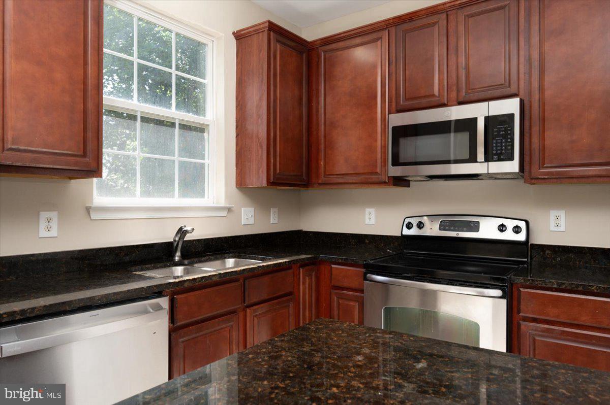 7307 Gardenia Ln Property Photo 9