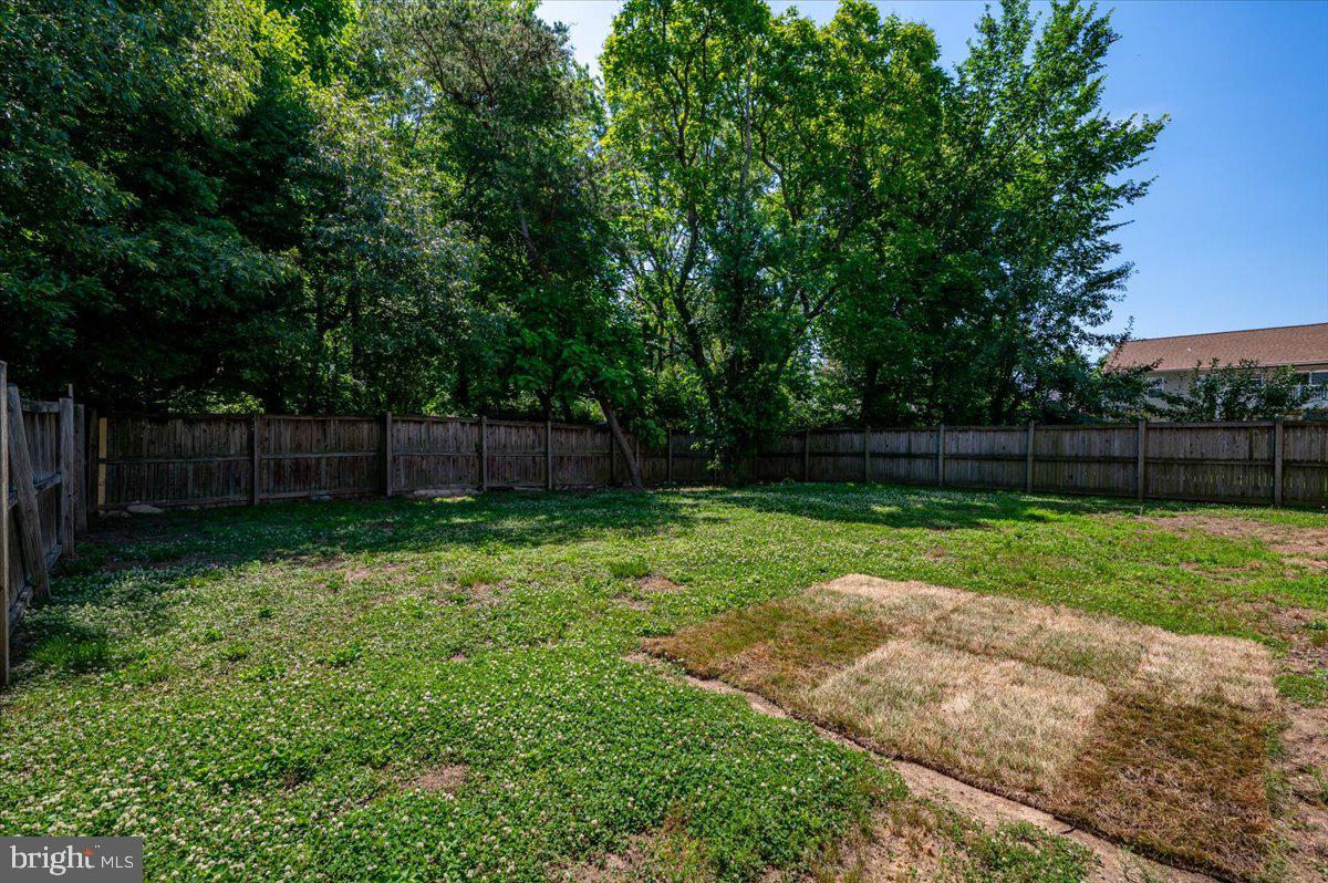 7307 Gardenia Ln Property Photo 32