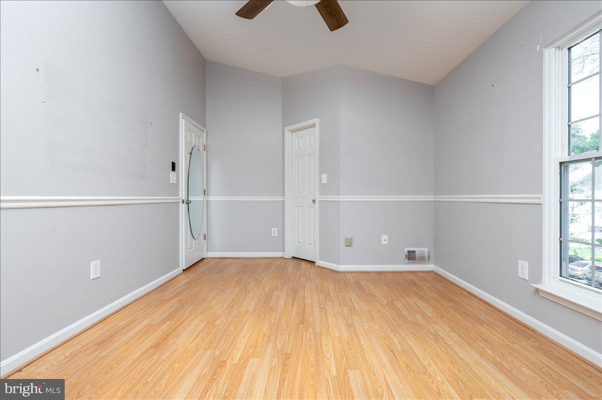 2209 Commissary Cir #284 Property Photo 19