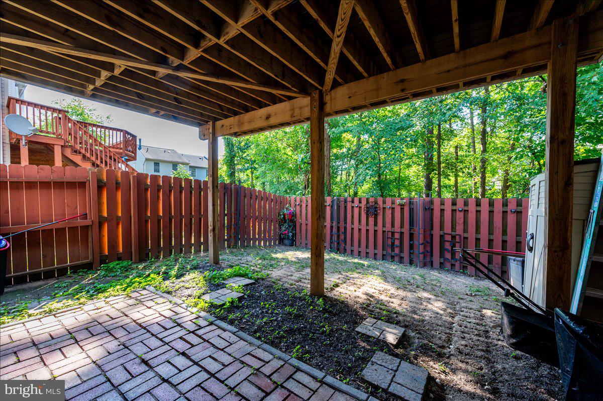 2209 Commissary Cir #284 Property Photo 32