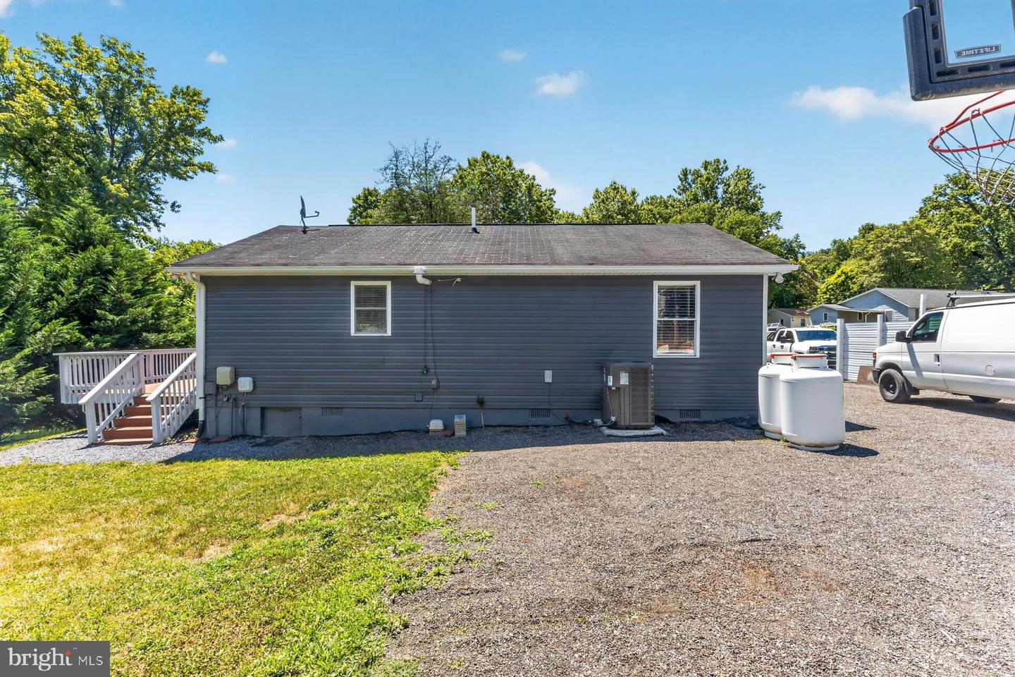 913 Baltimore Annapolis Blvd Property Photo 14