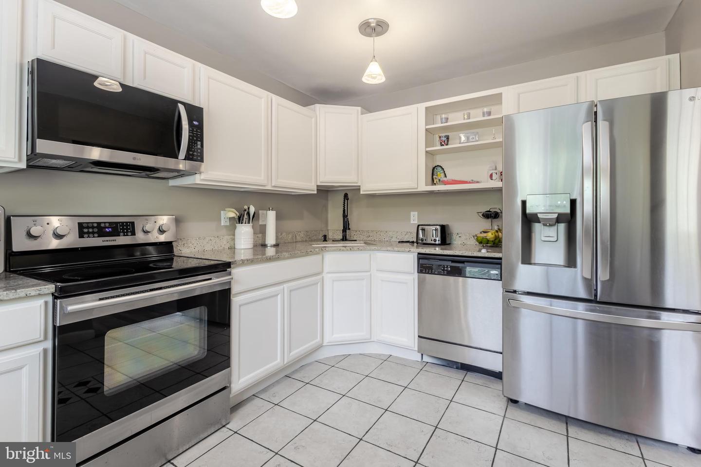 15 Copley Ct Property Photo 3
