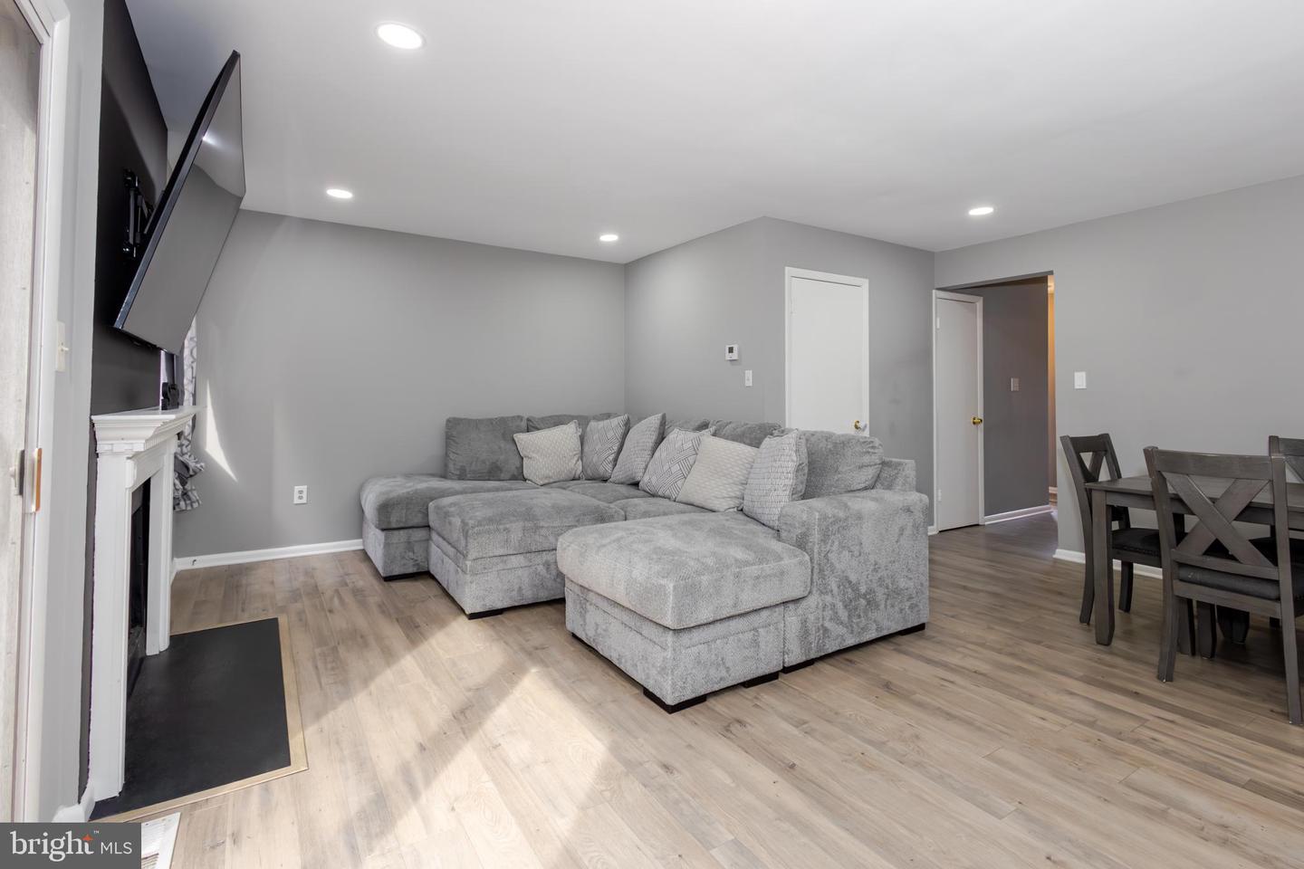 15 Copley Ct Property Photo 5