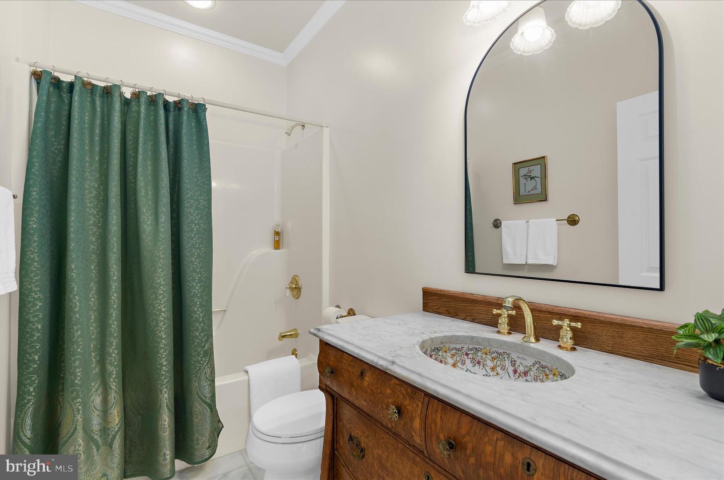 978 Stonington Dr Property Photo 33