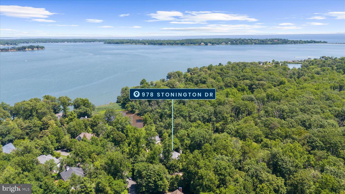 978 Stonington Dr Property Photo 84