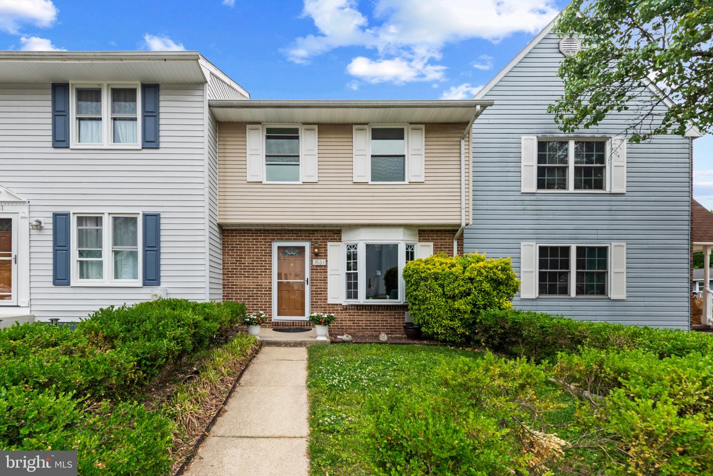 7663 Sherlock Ct Property Photo 2
