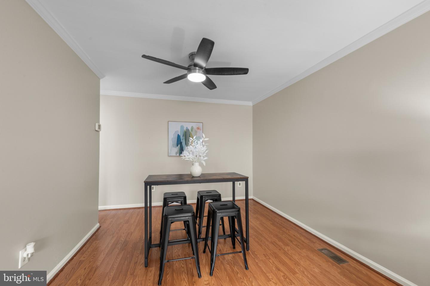 7663 Sherlock Ct Property Photo 5