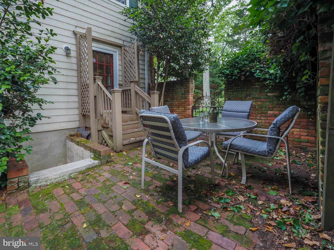 2644 Queen Anne Cir Property Photo 25