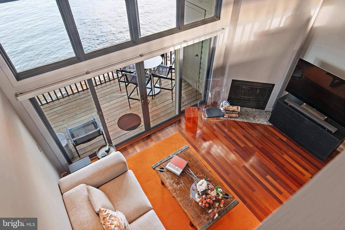 2127 Beach Village Ct #202 Property Photo 8