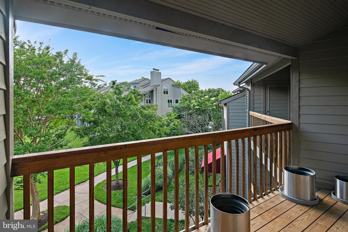 2127 Beach Village Ct #202 Property Photo 19