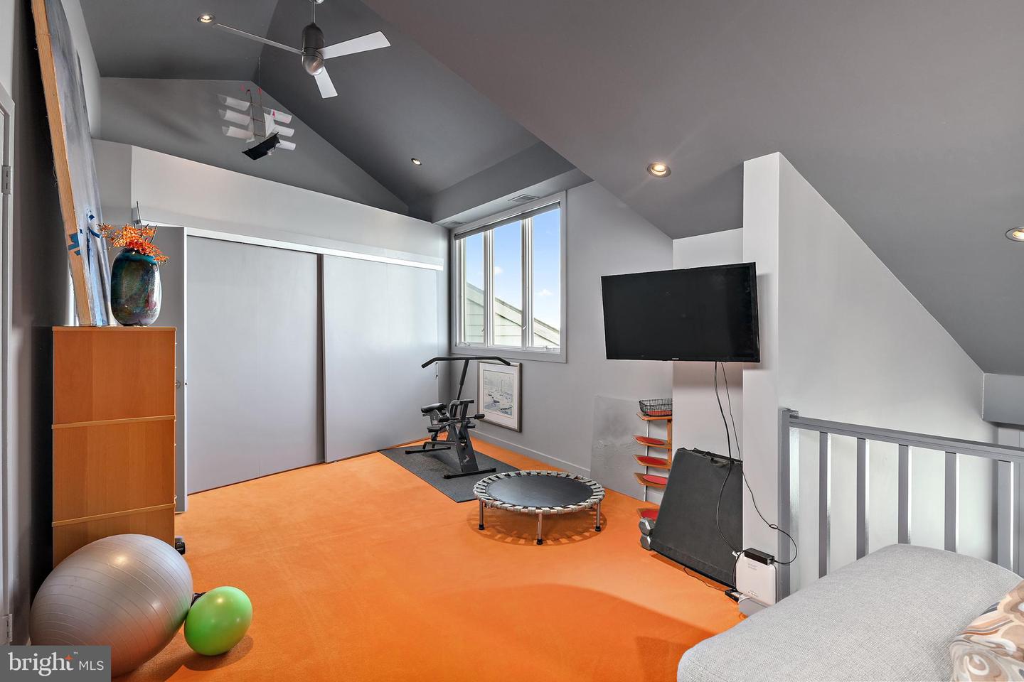 2127 Beach Village Ct #202 Property Photo 28