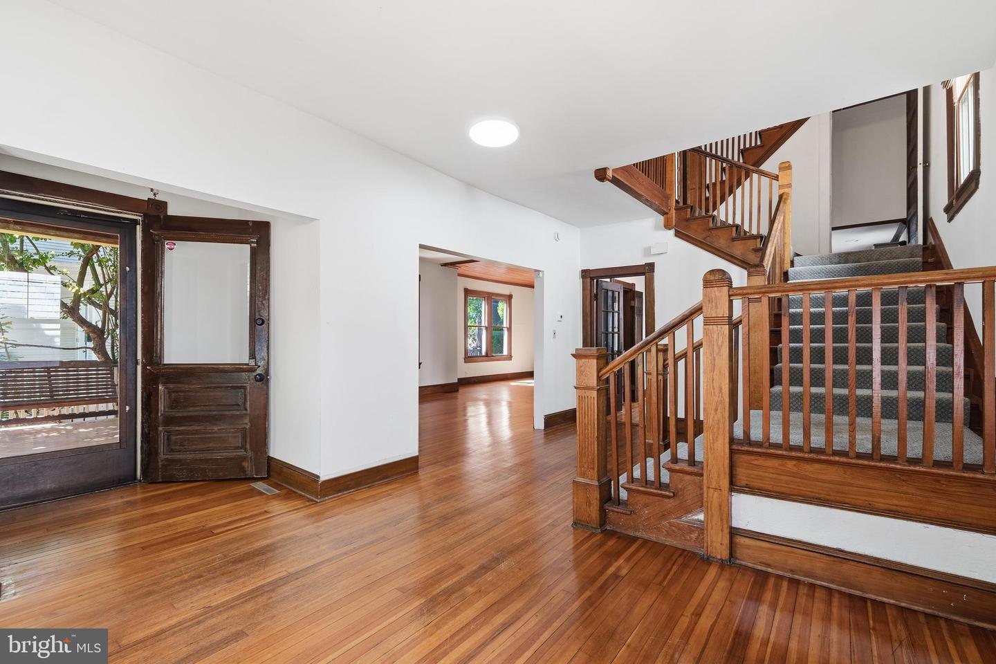 87 SHIPWRIGHT ST Property Photo 1