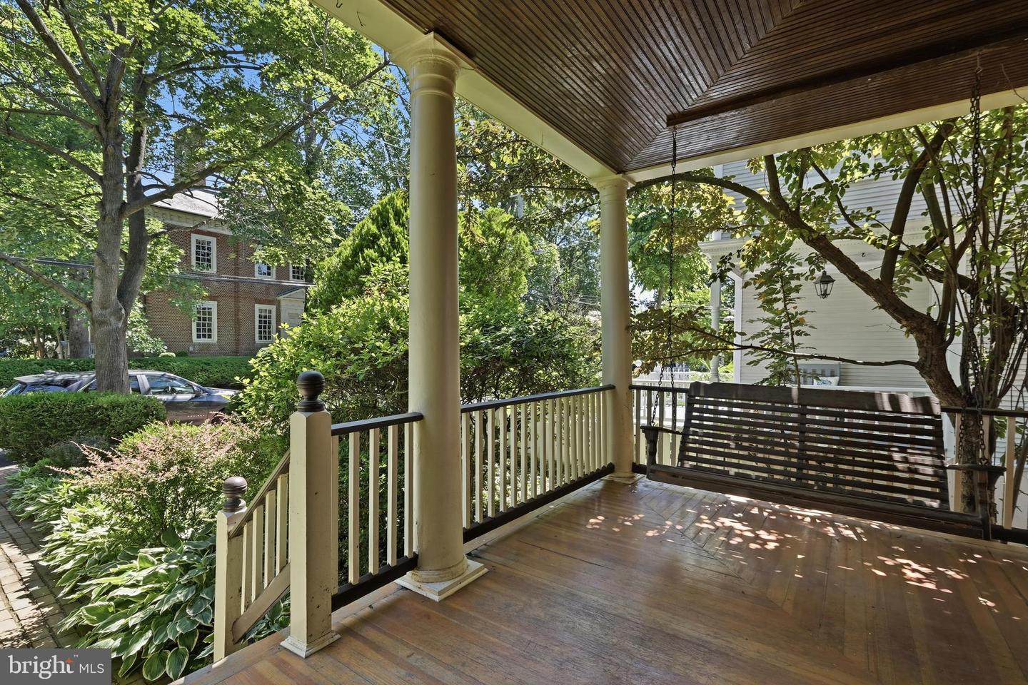 87 Shipwright St Property Photo 3