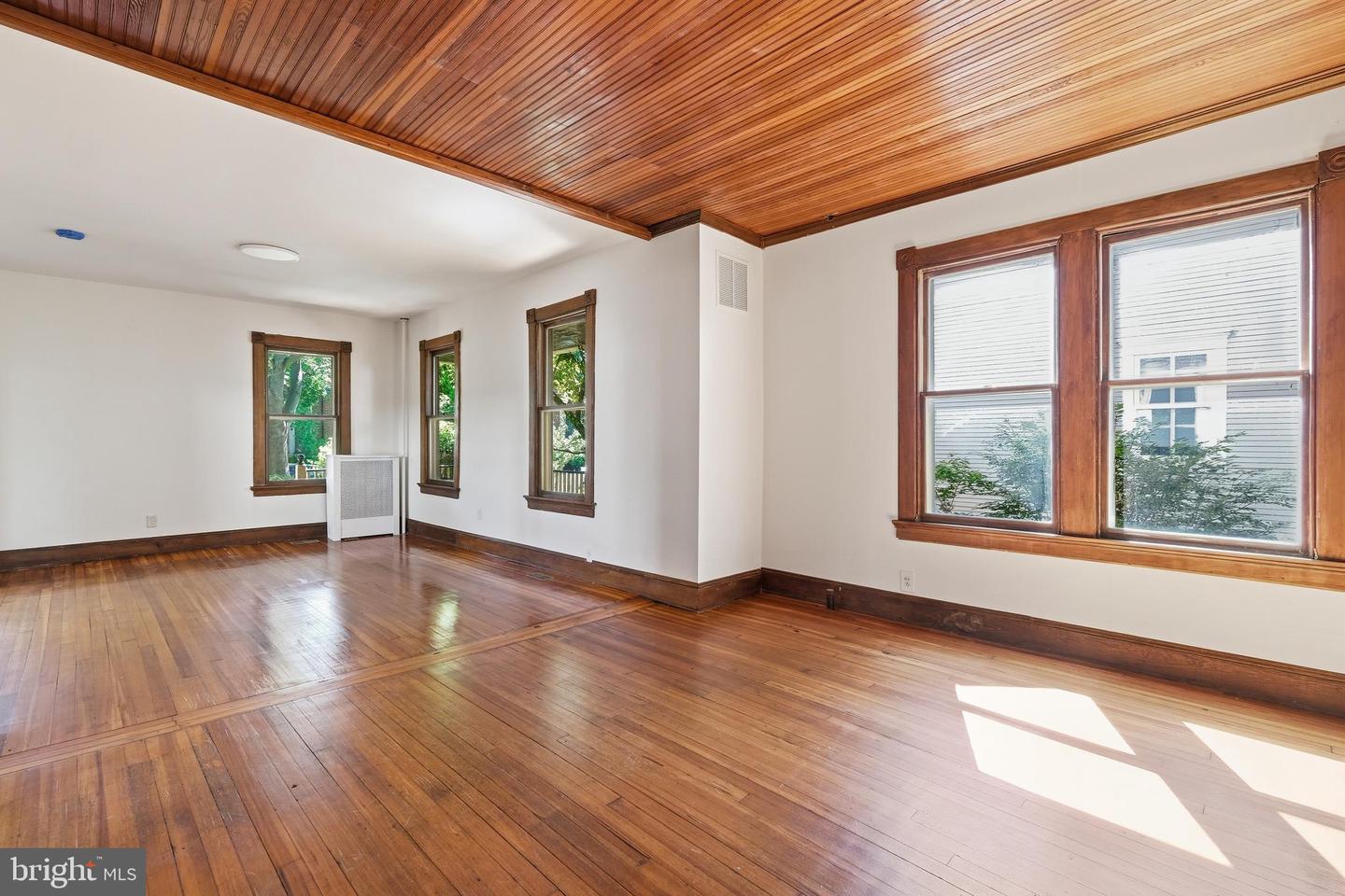 87 Shipwright St Property Photo 11