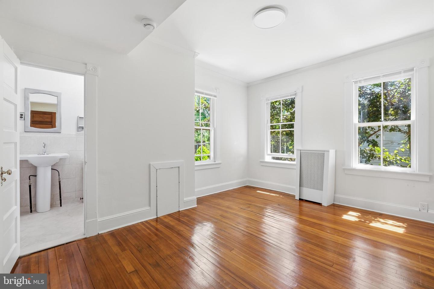 87 Shipwright St Property Photo 20