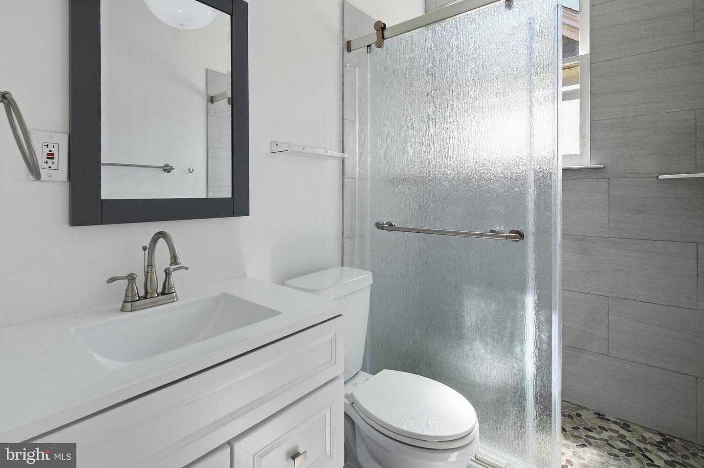 87 Shipwright St Property Photo 29