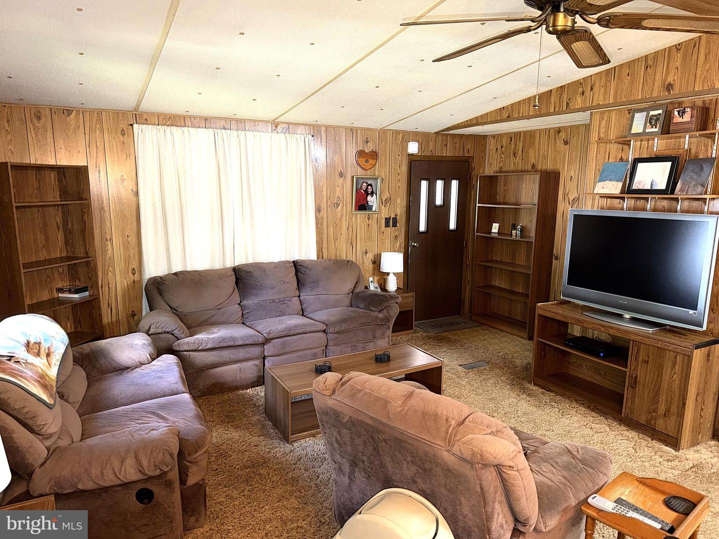 1505 Flanders Ln #trlr A Property Photo 2