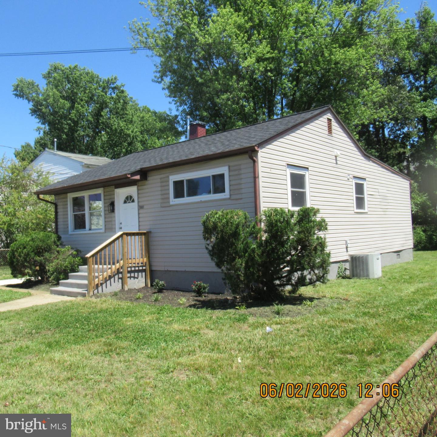 1808 Lincoln Dr Property Photo 4