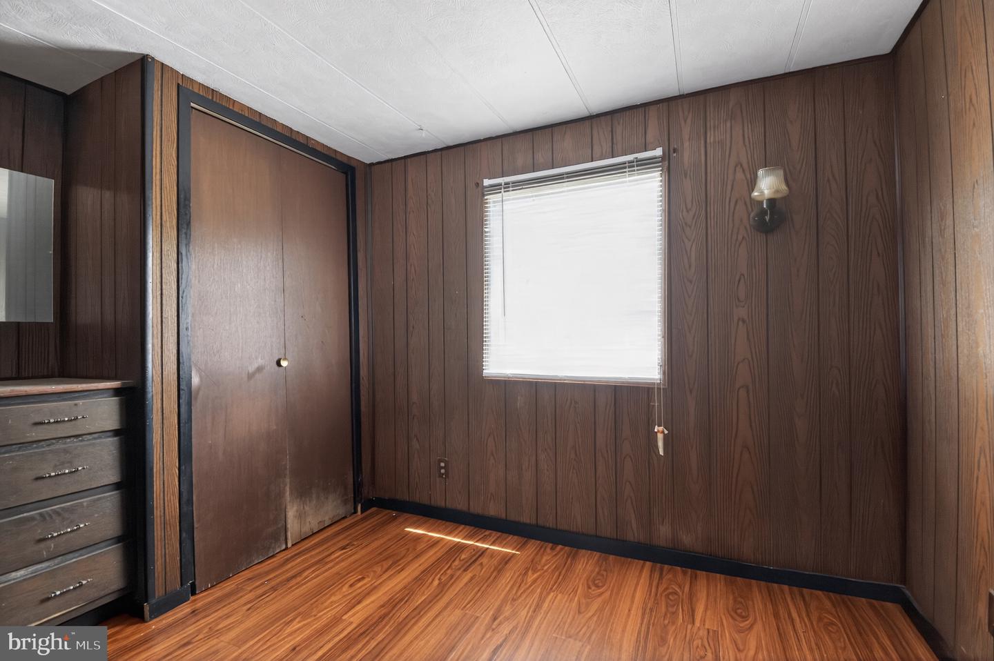 1501 Flanders Lane #i Property Photo 14