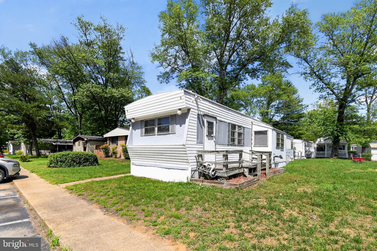 1501 Flanders Lane #i Property Photo 19