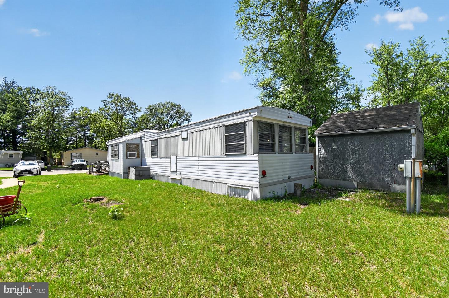 1501 Flanders Lane #i Property Photo 21